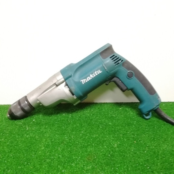 Дрель Makita DP4011